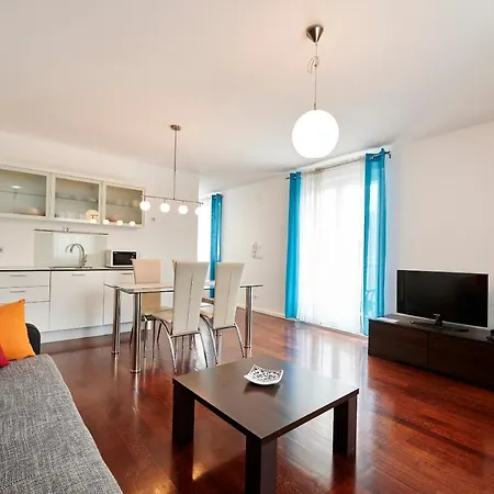 Gea Apartment *